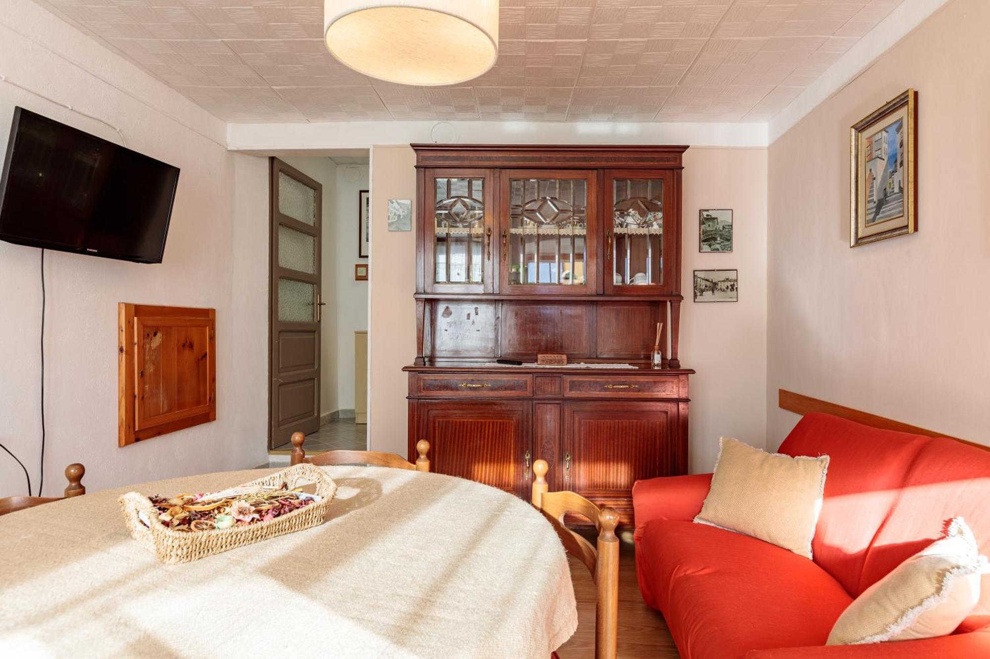 Apartamento Lo Mitcho De Pouisse Aosta Exterior foto